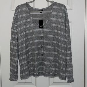 TORRID Grey & White Stripe Hacci Sweater NWT 🤍